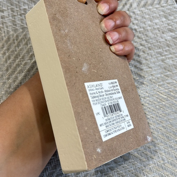 Ashland Home & Work Tabletop Decor L8R Out of Office Humor Luggage Tag Sign NWT - Picture 7 of 9